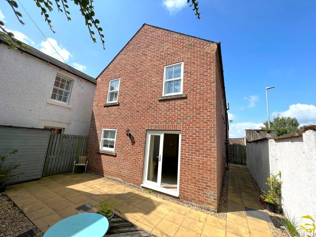 Austin Court, Etterby, Carlisle 3 bed detached house for sale £205,000