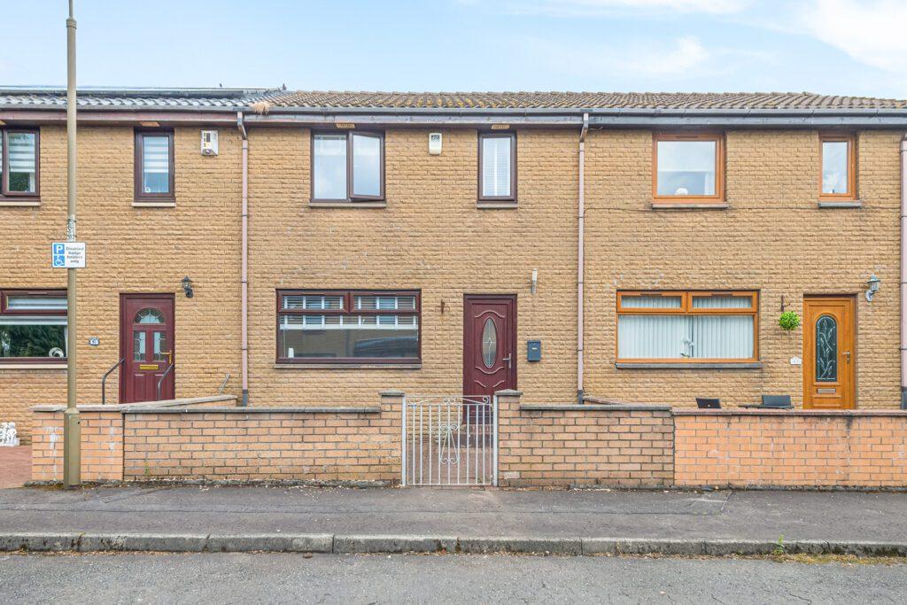 McVean Place, Longcroft, FK4 3 bed terraced house for sale £140,000