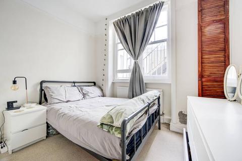 1 bedroom flat for sale, Challoner Street, Barons Court, London, W14