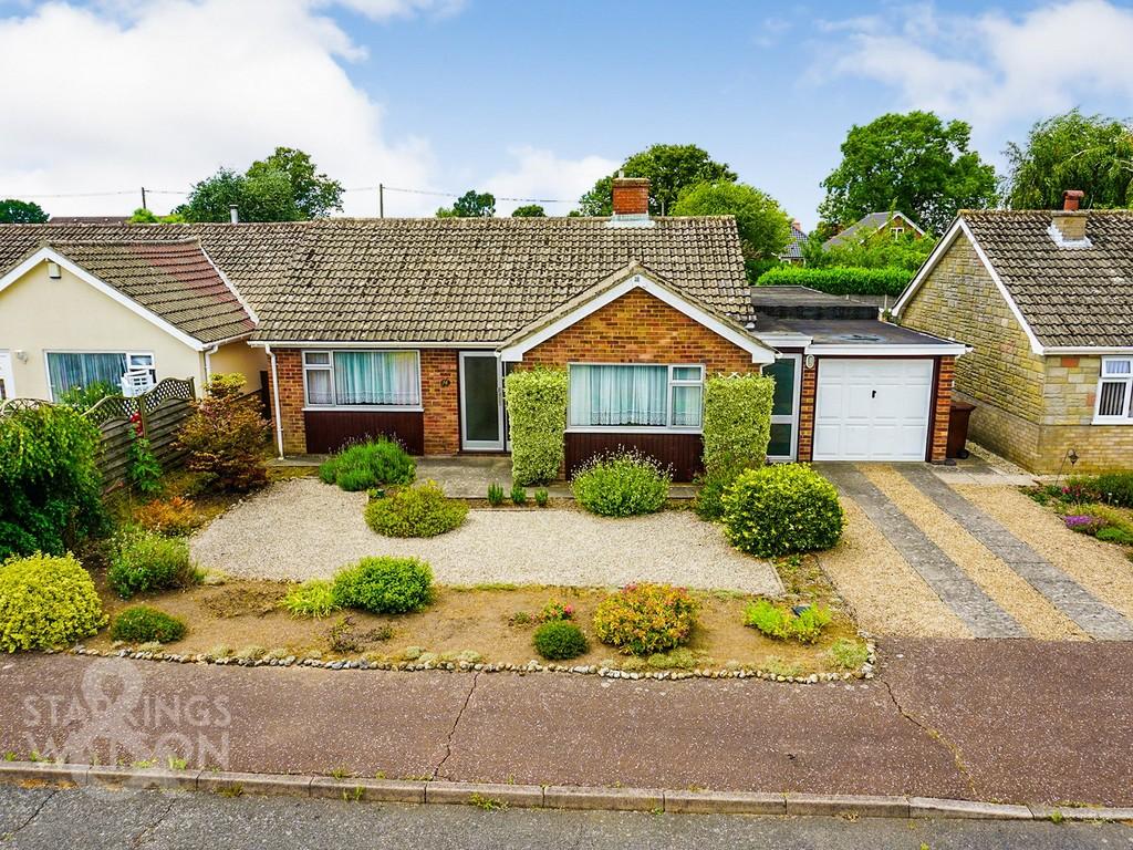 Carol Close, Stoke Holy Cross, Norwich 3 bed detached bungalow for sale