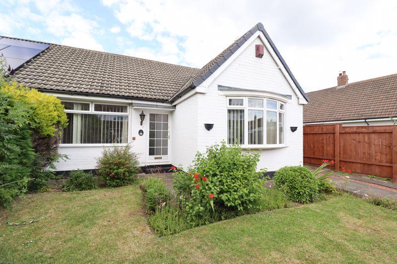 Fairstone Avenue, Fairfield, StocktonOnTees TS19 7NB 2 bed semi