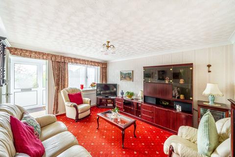 2 bedroom bungalow for sale - Moorside Dale, Ripon, North Yorkshire, HG4