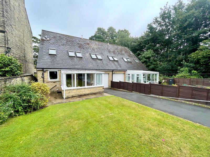 Linden Road, Manor Heath, Halifax 2 bed house for sale £199,995