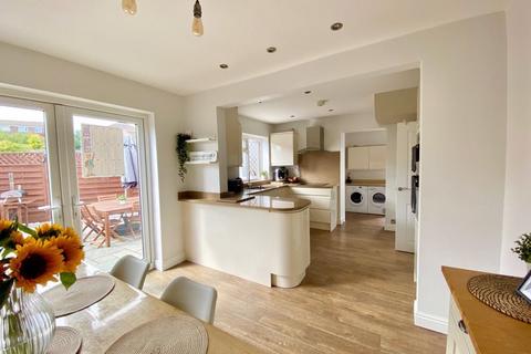 15 South View Close, Bexley, DA5 1EG