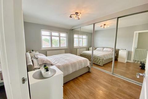15 South View Close, Bexley, DA5 1EG