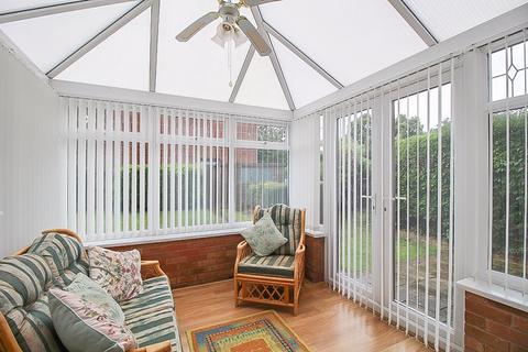 17 Clewley Drive, Wolverhampton, WV9 5LB