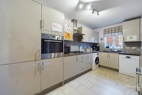 3 bedroom semi-detached house for sale, Catchpin Street, Buckingham