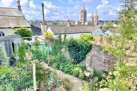 22 Pauls Row, Truro, TR1 1HH