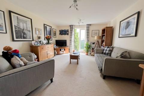 2 bedroom apartment for sale, Horseshoe Crescent, Great Barr, Birmingham B43 7BL