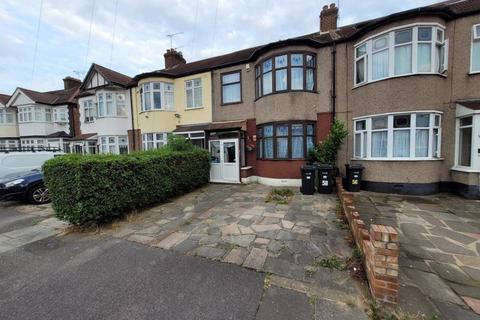 58 Reynolds Avenue, Chadwell Heath, Romford, RM6 4NS