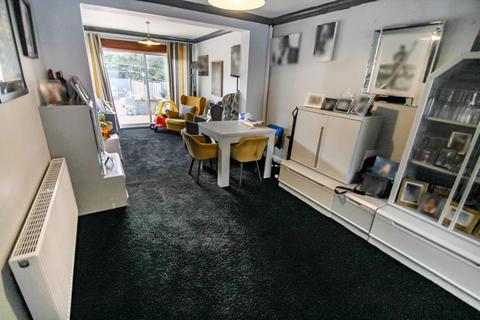 1190 Greenford Road, Greenford, UB6 0HQ