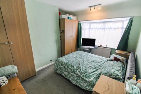 1190 Greenford Road, Greenford, UB6 0HQ
