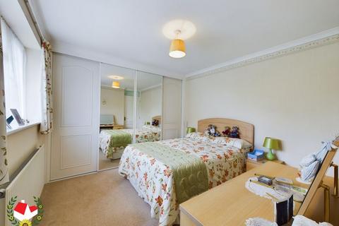 34 Bittern Avenue, Abbeydale, Gloucester, GL4 4WB