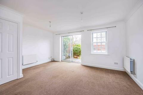 3 bedroom end of terrace house for sale, Mountbatten Square, Southsea