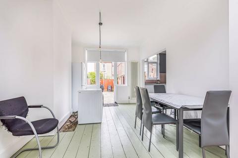 3 bedroom end of terrace house for sale, Fernhurst Road, Southsea