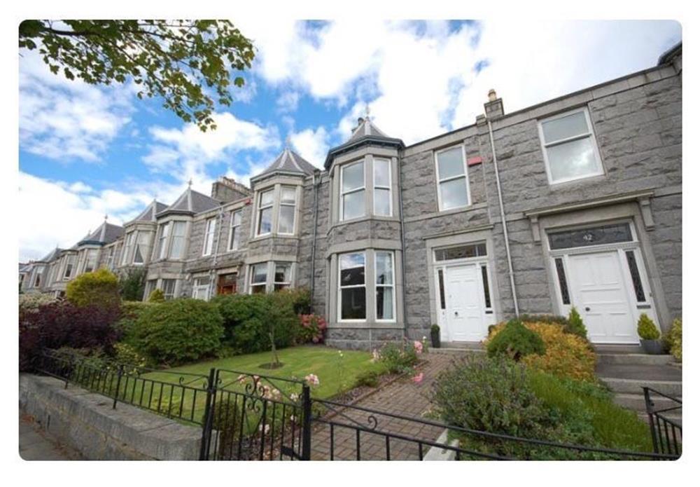 Gladstone Place, Aberdeen, AB10 6 bed terraced house £3,200 pcm (£738 pw)