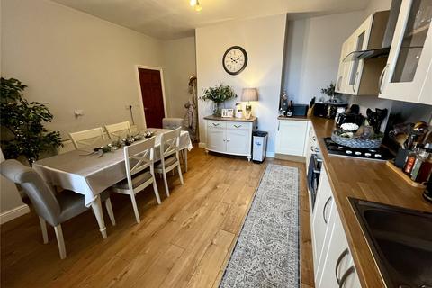 2 bedroom end of terrace house for sale, High Street, Cleckheaton, West Yorkshire, BD19