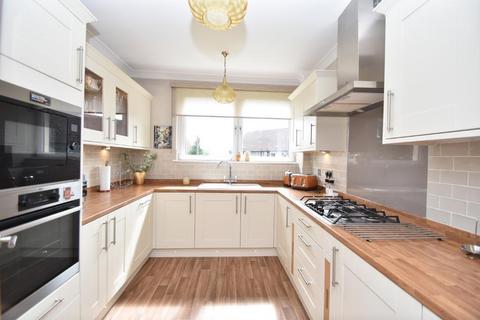 2 Baldwin Avenue, Glasgow, G13 2EE