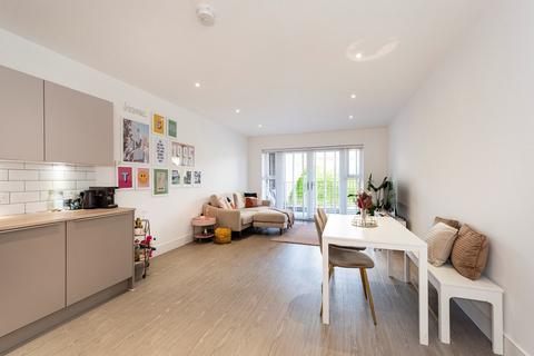 Flat 1, Well Court, 25 Adit Road, Erith, DA8 1FS