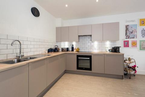 Flat 1, Well Court, 25 Adit Road, Erith, DA8 1FS