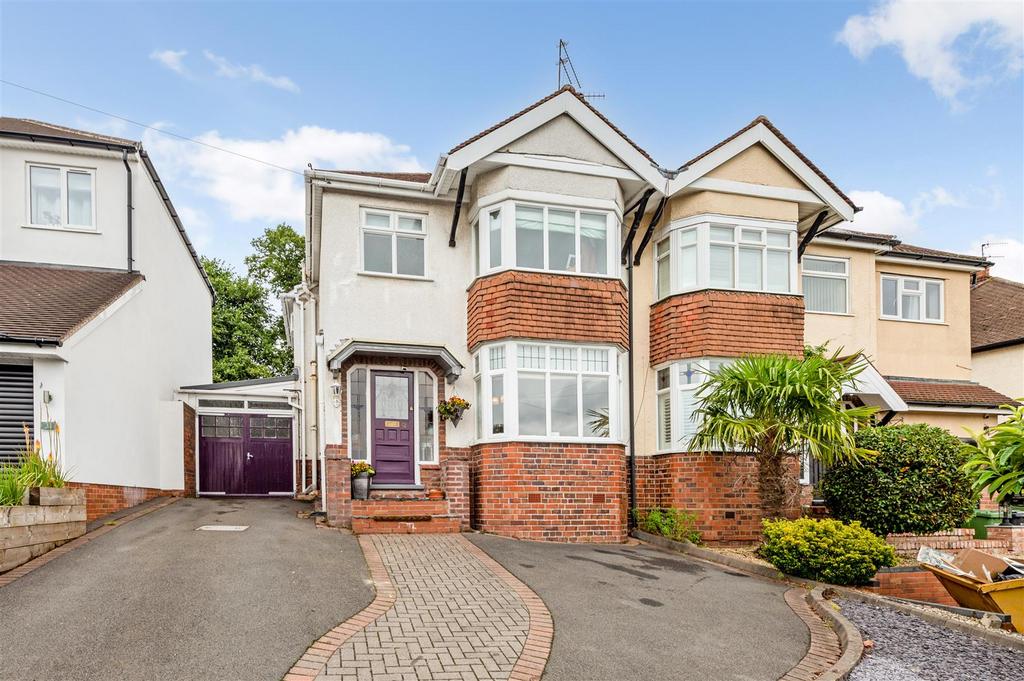 Oakfield Road, Kidderminster 3 bed semidetached house for sale £275,000