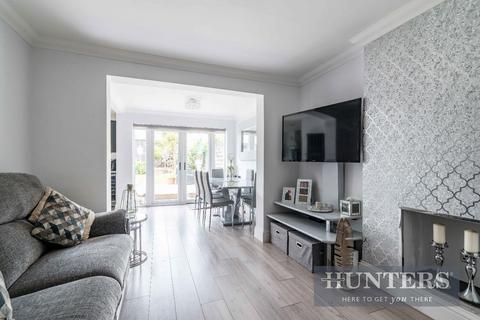 83 Clarkes Avenue, Worcester Park, KT4 8QA