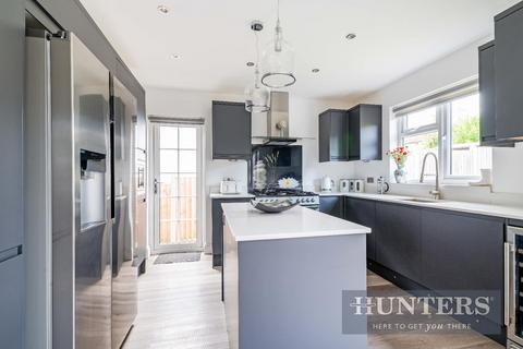 83 Clarkes Avenue, Worcester Park, KT4 8QA