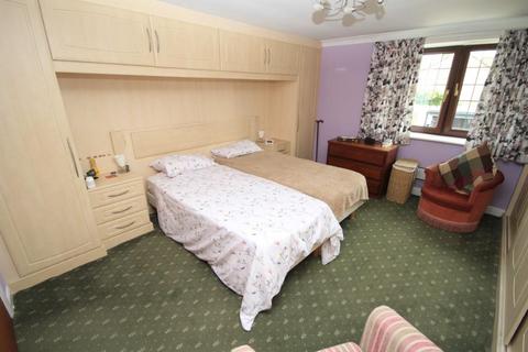 159 Moorside Road, Bradford, BD2 3HD