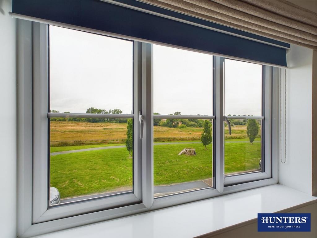 Master Bedroom - Outlook