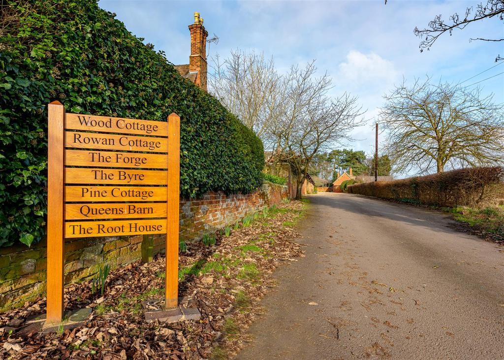 The Byre-drive JAN24.jpg