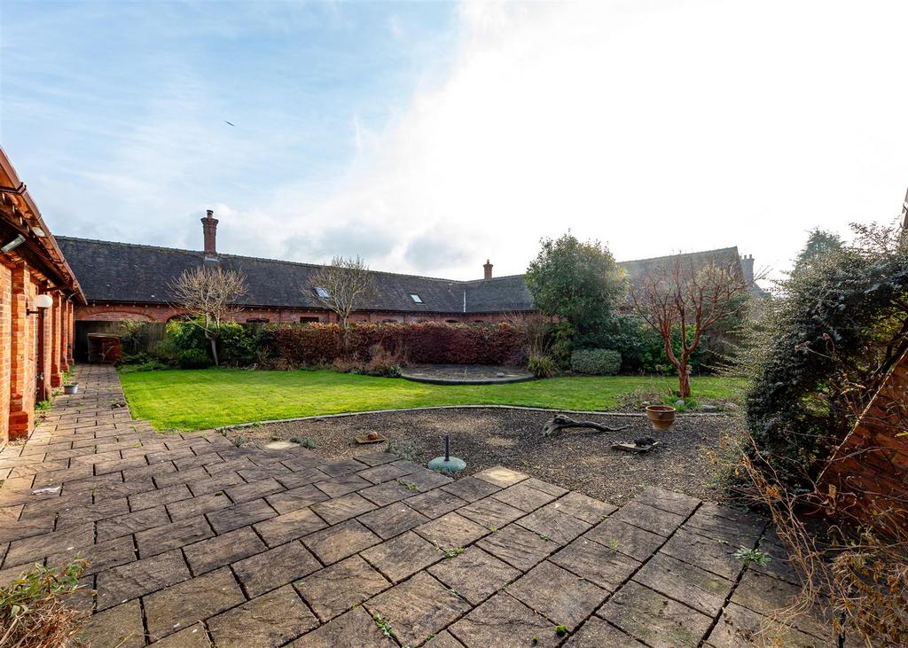The Byre-gdn2 JAN24.jpg