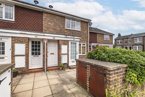 22 Stevens Close, Epsom, KT17 4RG