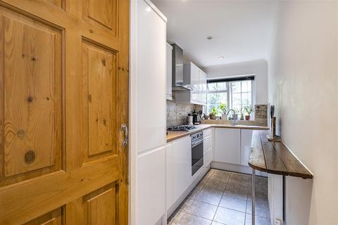22 Stevens Close, Epsom, KT17 4RG