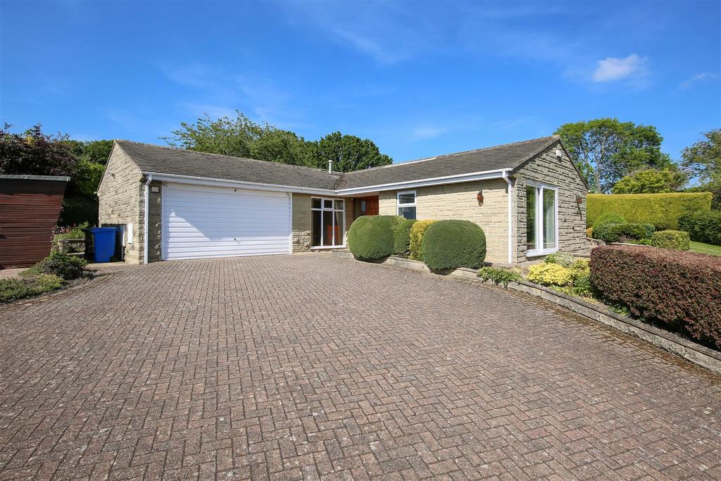 The Knoll, Brookside, Chesterfield 3 bed detached bungalow for sale £