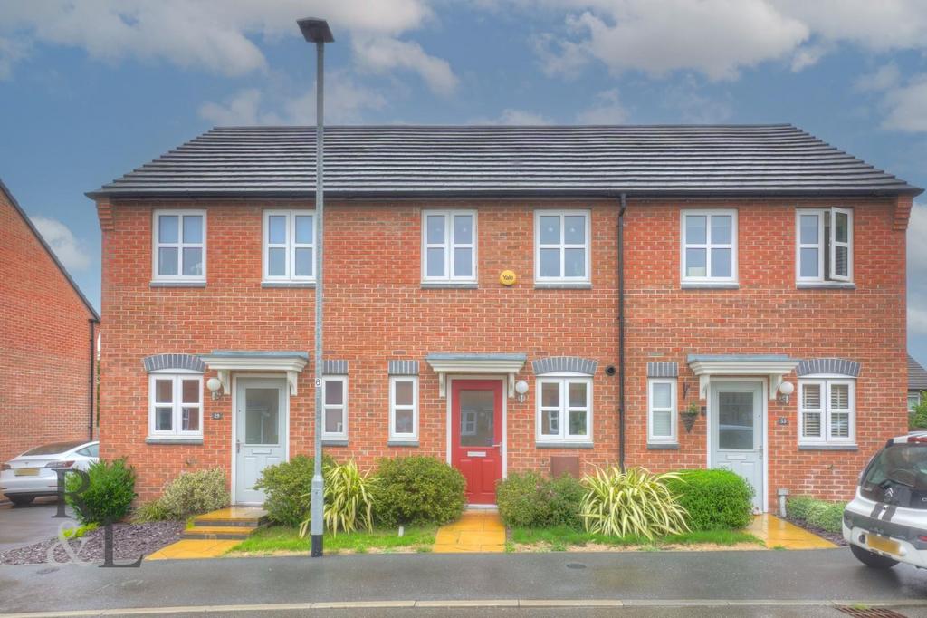 Summer Drive, West Bridgford, Nottingham 2 bed terraced house £279,995