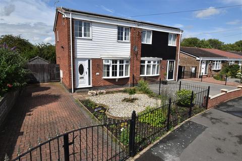 3 bedroom semi-detached house for sale - Downfield Avenue, Hull