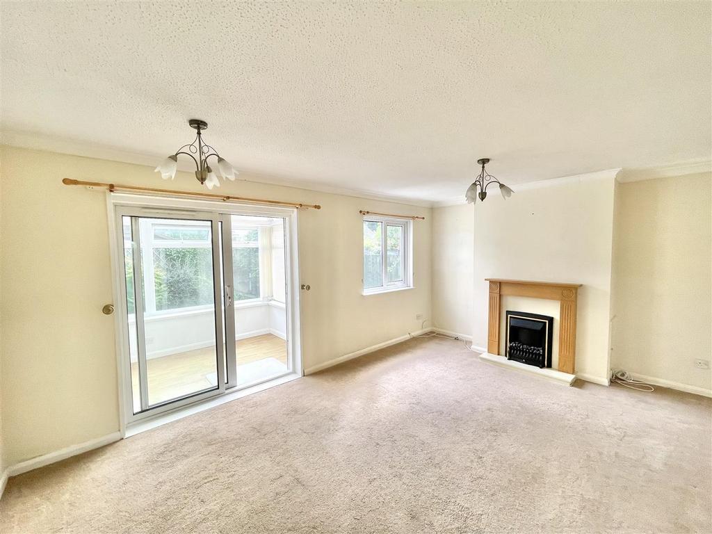Beards Road, Fremington, Barnstaple 3 bed detached house for sale £