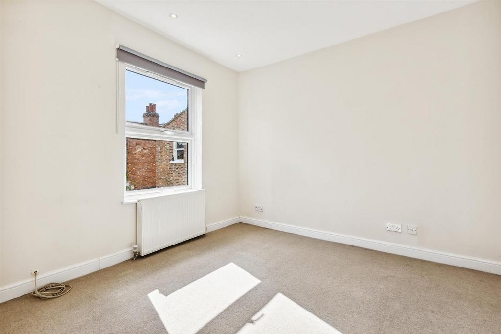Mulberry Tree Mews, W4 FOR SALE