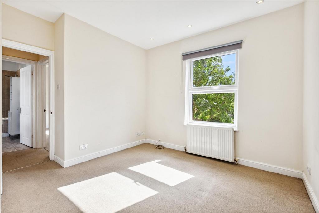 Mulberry Tree Mews, W4 FOR SALE