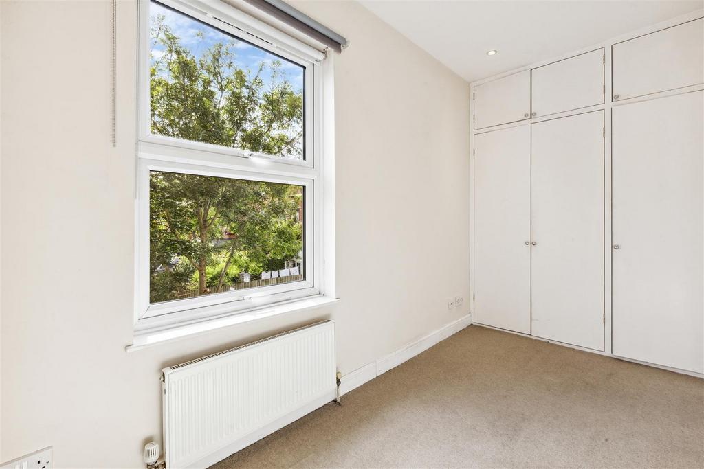 Mulberry Tree Mews, W4 FOR SALE