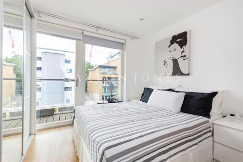 1 bedroom flat for sale, Viridian Apartments, 75 Battersea Park Road, Nine Elms, London, SW8