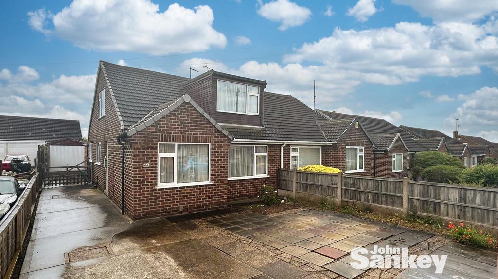 Wheatfield Crescent, Mansfield Woodhouse, Mansfield 3 bed semidetached