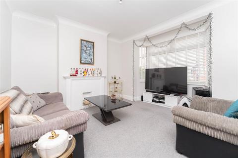 12 Drayton Bridge Road, London, W7 1EX