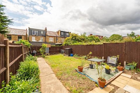 12 Drayton Bridge Road, London, W7 1EX
