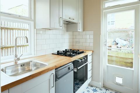 3 Geraldine Road, London, W4 3PA