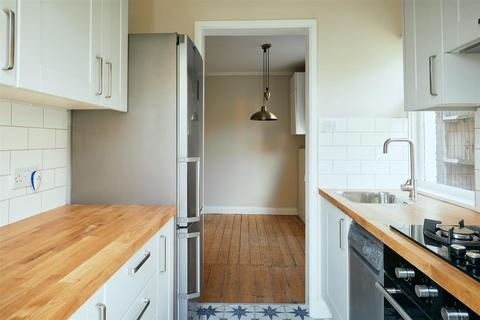 3 Geraldine Road, London, W4 3PA