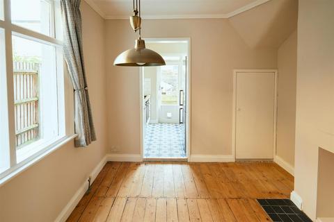 3 Geraldine Road, London, W4 3PA