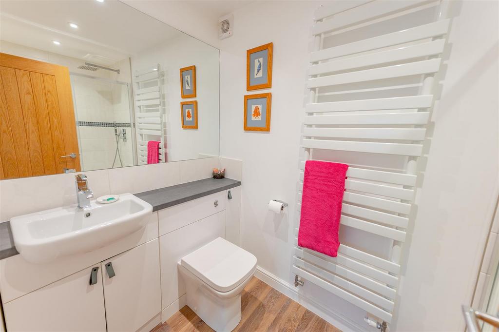 Shower Room.jpg