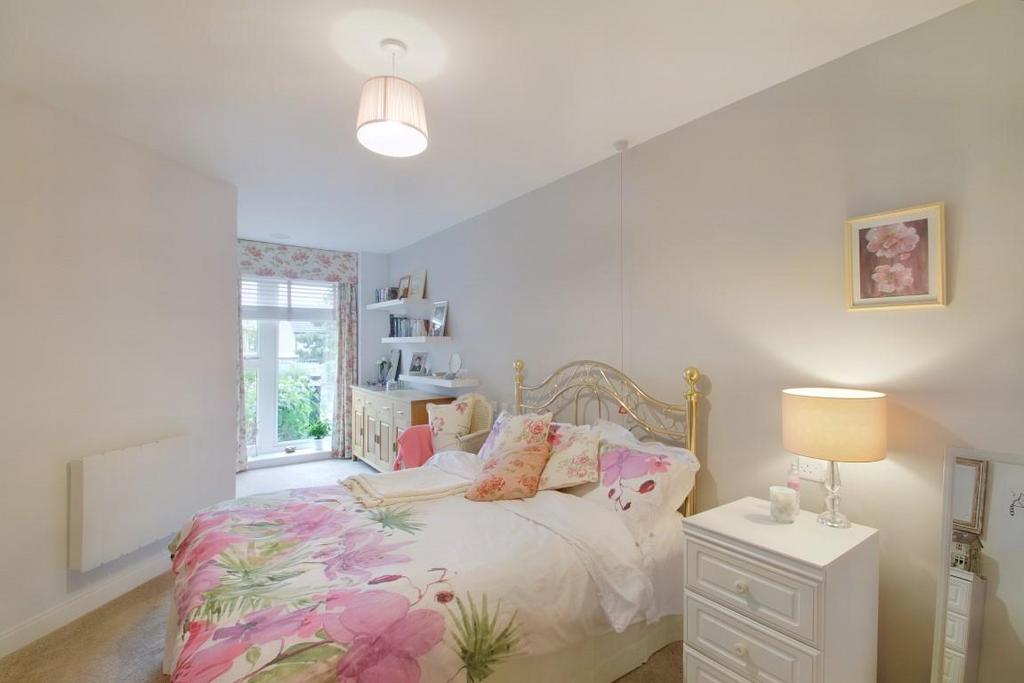 8558557-interior18 (Medium).JPG