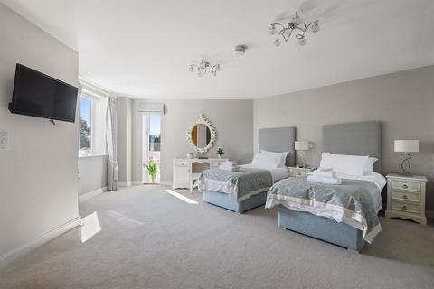 1 bedroom apartment for sale - Moorfield Road, Denham, Uxbridge